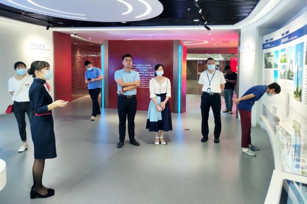 巖星專題 | 廣東工業(yè)設(shè)計城領(lǐng)導(dǎo)蒞臨深圳參觀深圳優(yōu)秀企業(yè)博物館插圖(7)