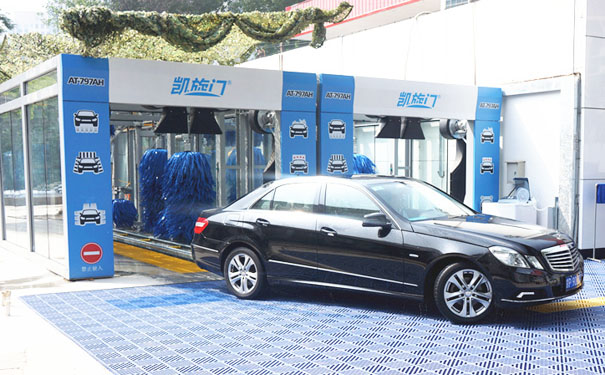 巖星特刊 | 逛博物館就像一場(chǎng)不斷發(fā)現(xiàn)的旅行插圖