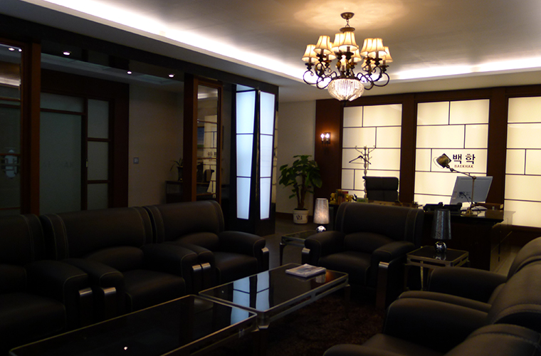 巖星建設|展廳設計的三大設計風格插圖