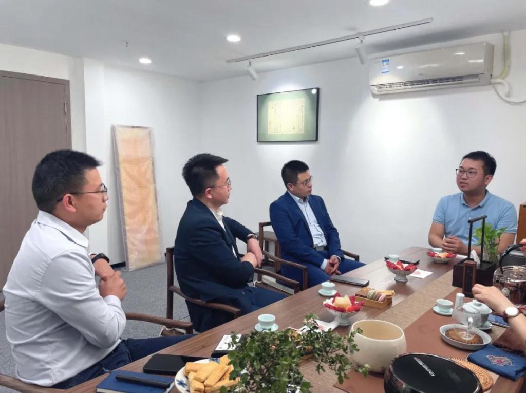 巖星之聲 | 京東方科技集團(tuán)股份有限公司副總裁原烽一行來(lái)訪深圳巖星插圖(3)